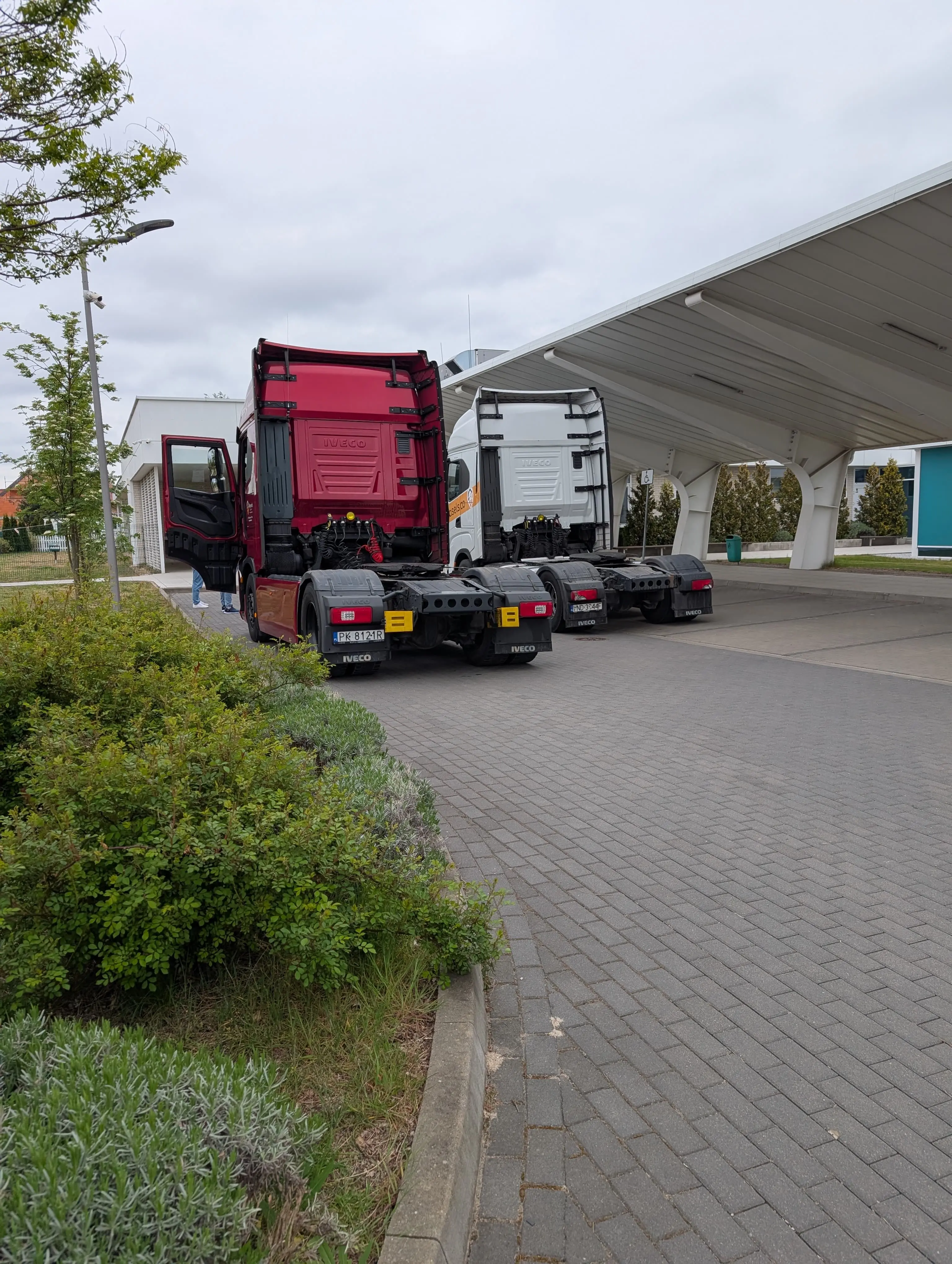 Flota transportowa Weasels — ciężarówka w trasie